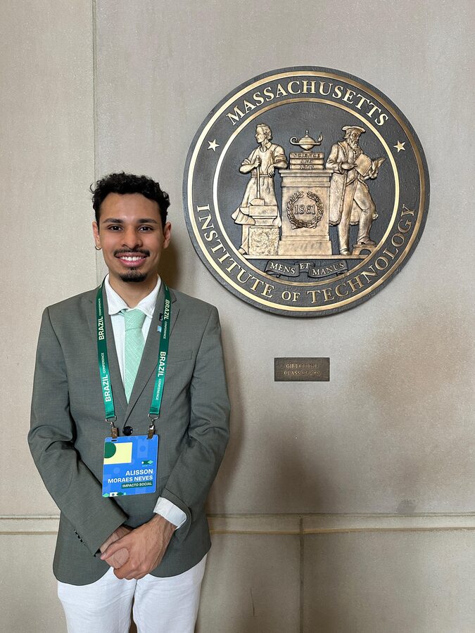Alisson Moraes Neves no MIT, durante a 12ª Brazil Conference at Harvard & MIT, em Boston